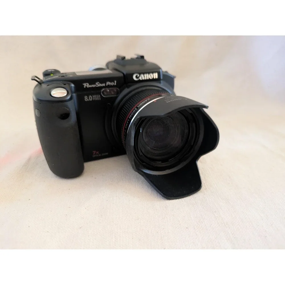 Canon PowerShot Pro1 8.0MP Digital Camera 7x Zoom L Lens Bundle PC1057 Working